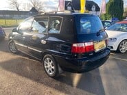 Kia Carens LX 16V CRDI 6