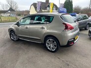 Peugeot 3008 BLUE HDI S/S ALLURE 6