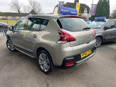 Peugeot 3008 BLUE HDI S/S ALLURE 11