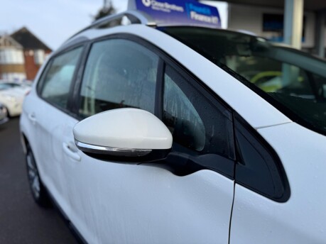 Peugeot 2008 BLUE HDI ACTIVE 13