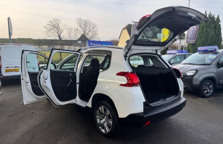 Peugeot 2008 BLUE HDI ACTIVE 36