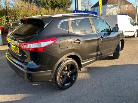 Nissan Qashqai DCI N-TEC PLUS 10