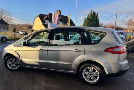 Ford S-Max ZETEC TDCI 6