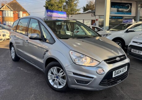 Ford S-Max ZETEC TDCI 9