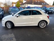 Audi A1 TDI S LINE 4