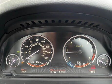 BMW 5 Series 520D SE 26