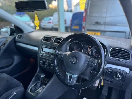 Volkswagen Golf GT TDI DSG 28