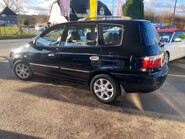 Kia Carens LX 16V CRDI 5