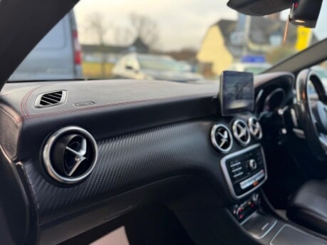 Mercedes-Benz A Class A 180 D AMG LINE PREMIUM PLUS 35