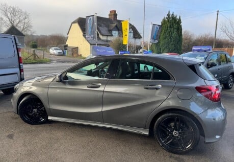 Mercedes-Benz A Class A 180 D AMG LINE PREMIUM PLUS 4