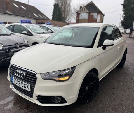 Audi A1 TDI SPORT 1