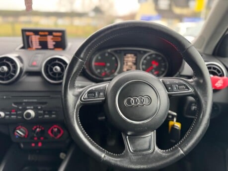 Audi A1 TDI SPORT 9