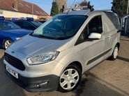 Ford Transit Courier TREND TDCI 1