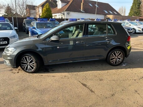 Volkswagen Golf SE TDI BLUEMOTION TECHNOLOGY 2