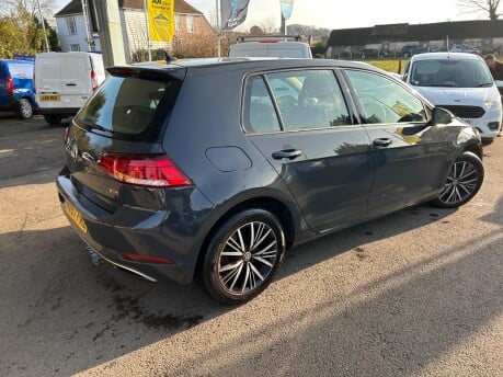 Volkswagen Golf SE TDI BLUEMOTION TECHNOLOGY 6