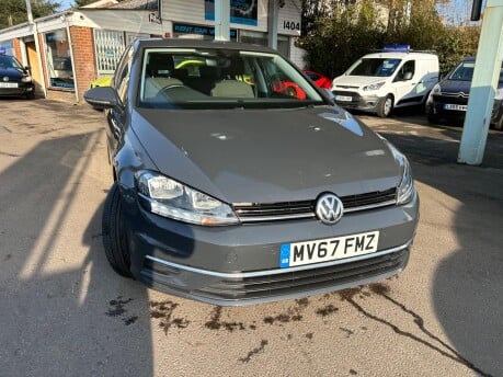 Volkswagen Golf SE TDI BLUEMOTION TECHNOLOGY 8