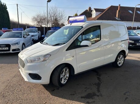 Ford Transit Courier LIMITED TDCI 4