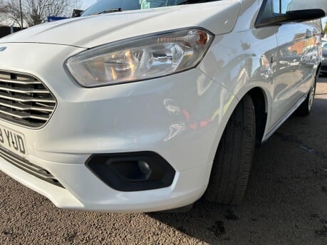 Ford Transit Courier LIMITED TDCI 15