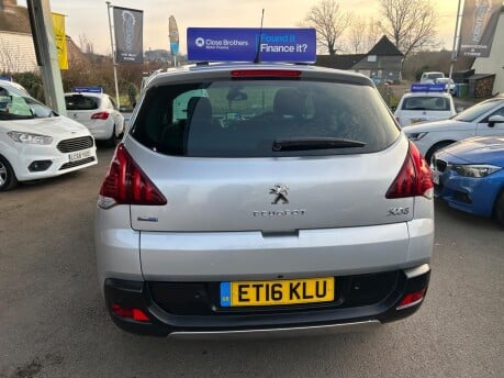 Peugeot 3008 BLUE HDI S/S ALLURE 8