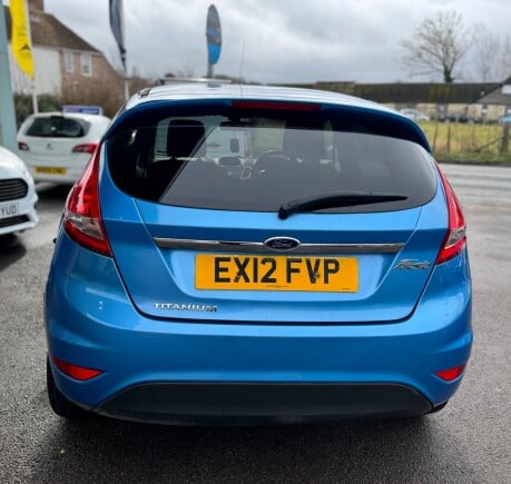 Ford Fiesta TITANIUM TDCI 6