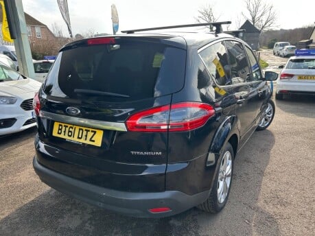 Ford S-Max TITANIUM TDCI 8