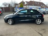 Audi A1 TFSI SPORT 4