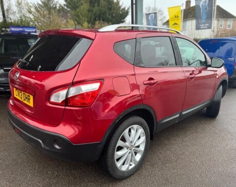 Nissan Qashqai TEKNA DCI 7