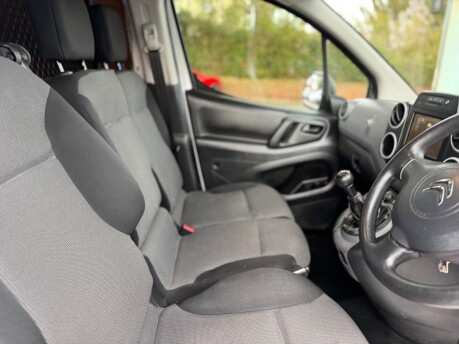 Citroen Berlingo 625 ENTERPRISE L1 BLUEHDI 23