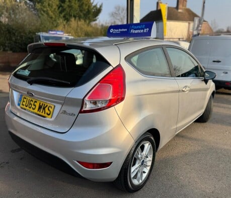 Ford Fiesta ZETEC 7