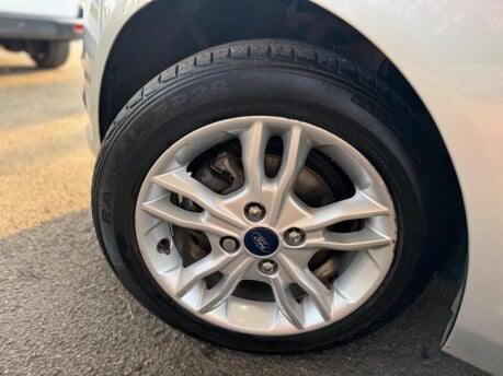 Ford Fiesta ZETEC 17