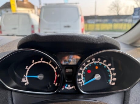 Ford Fiesta ZETEC 21
