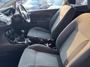 Ford Fiesta ZETEC 32