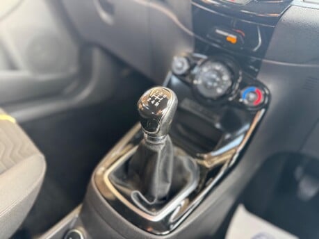 Ford Fiesta ZETEC 25