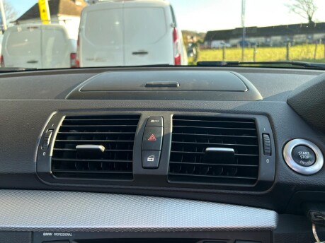 BMW 1 Series 118D SPORT PLUS EDITION 31