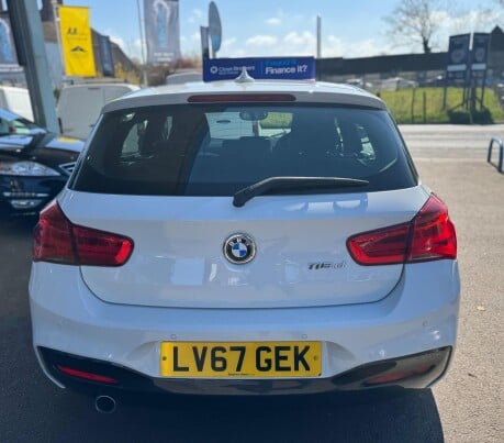 BMW 1 Series 118D M SPORT 6