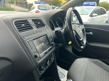 Volkswagen Polo MATCH TSI 28