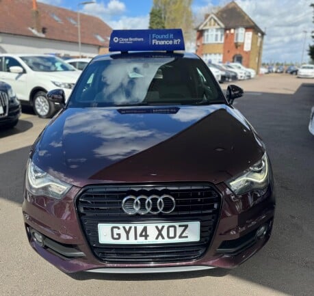 Audi A1 TDI BLACK EDITION 2