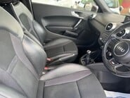 Audi A1 TDI BLACK EDITION 28