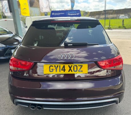 Audi A1 TDI BLACK EDITION 6