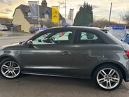 Audi A1 TDI S LINE 4