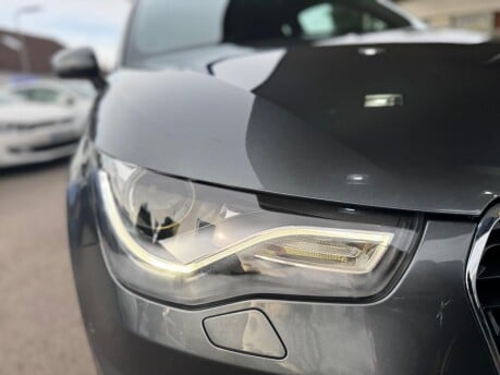 Audi A1 TDI S LINE 11
