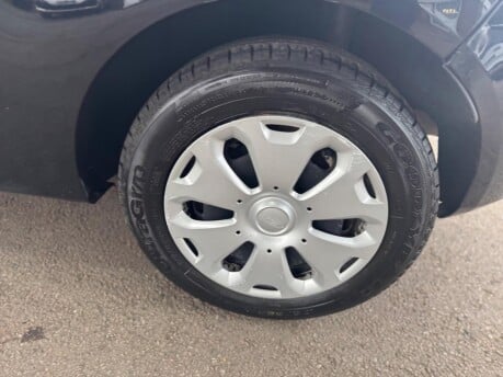 Ford Fiesta BASE TDCI 16