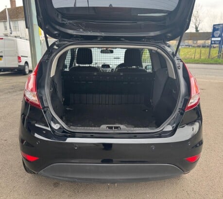 Ford Fiesta BASE TDCI 33