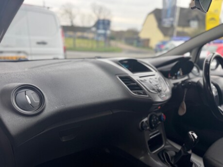 Ford Fiesta BASE TDCI 31