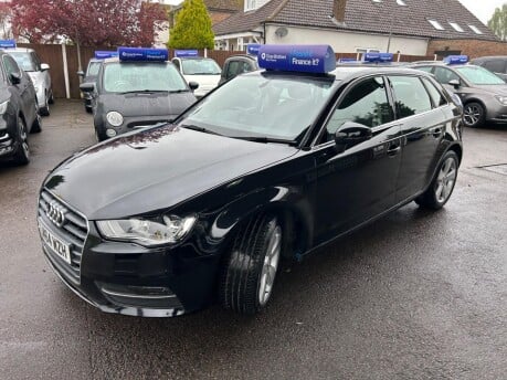 Audi A3 TDI SPORT 4