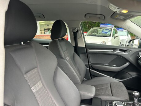 Audi A3 TDI SPORT 20