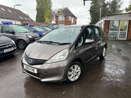 Honda Jazz I-VTEC ES 1