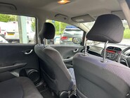 Honda Jazz I-VTEC ES 12