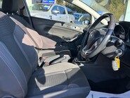 Ford Fiesta ZETEC 28