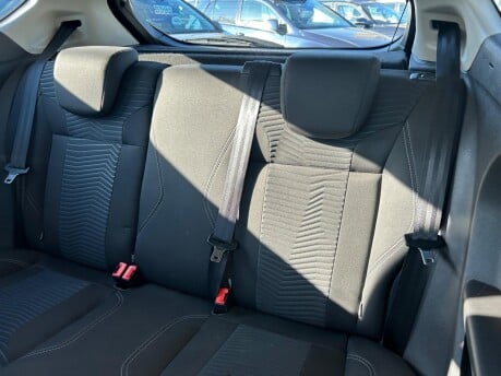 Ford Fiesta ZETEC 31